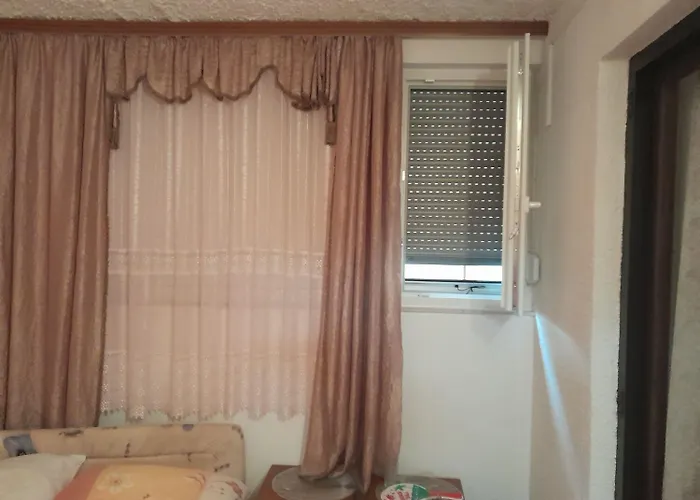 Lile شقة بيساك