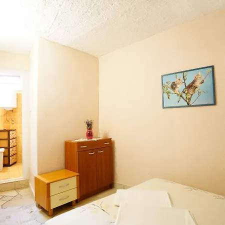 Lile Apartamento Pisak